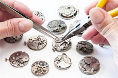 古董腕表焕新生：卡地亚表盘锈迹去除秘籍